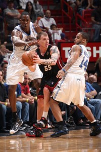 Jason Williams compartirá equipo con Nelson o Howard (Victor Baldizon/NBAE/Getty Images)