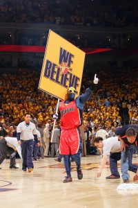 Qué lejos quedan algunas imágenes (Rocky Widner/NBAE via Getty Images)