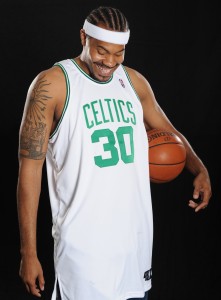 Rasheed Wallace, en su presentación como 'Celtic' (Brian Babineau/NBAE via Getty Images)