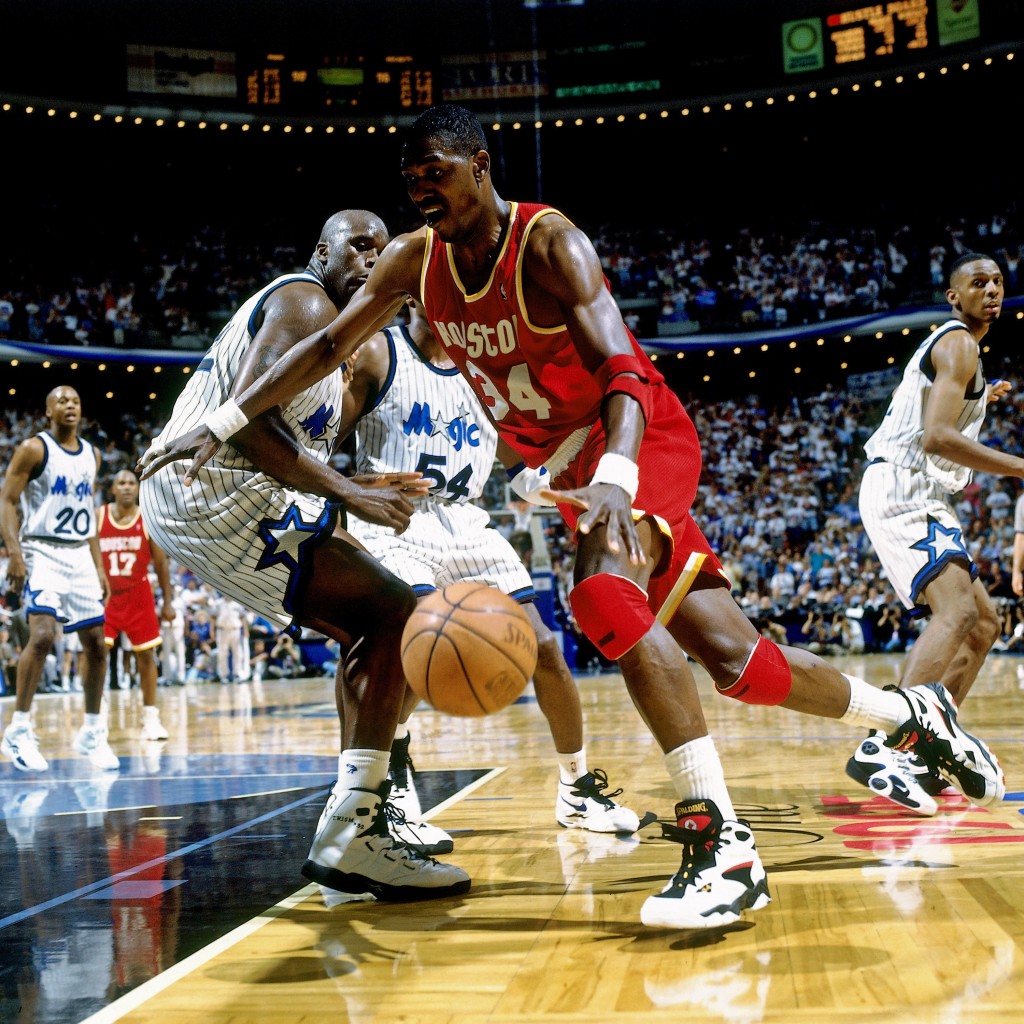 Olajuwon y O'Neal protagonizaron las finales del 95 (Photo by Nathaniel S. Butler/NBAE via Getty Images)