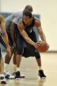 McGrady, buscando la puesta a punto en el pasado mes de septiembre (Randy Belice/NBAE via Getty Images)