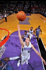 Bomba de Sergio. Copyright 2010 NBAE (Photo by Rocky Widner/NBAE via Getty Images)